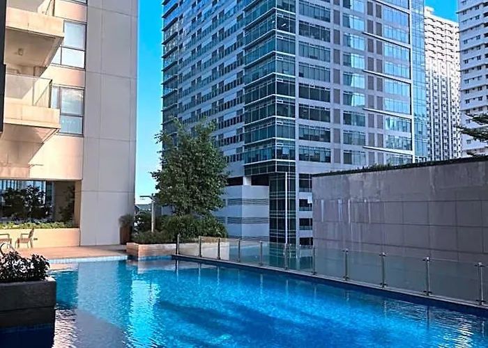 酒店 One Uptown Residences At Bgc - Staycations Up Above 15